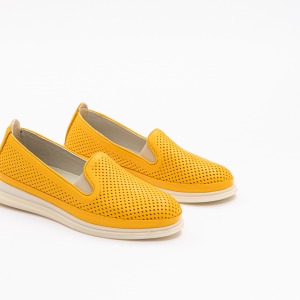 YT 112/1 KADIN DERİ SARI RENKLİ TERMO TABANLI BABET